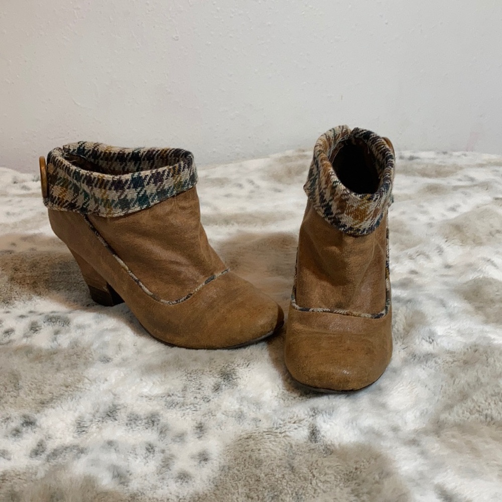 Not rated heels size 8